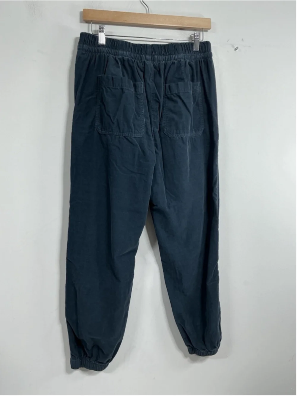 Womans Jr Excellent Condition American Eagle Pullon Cordoury Pants Small Blue